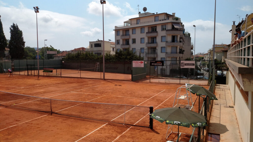 Junior Tennis tournaments at clubs in the community